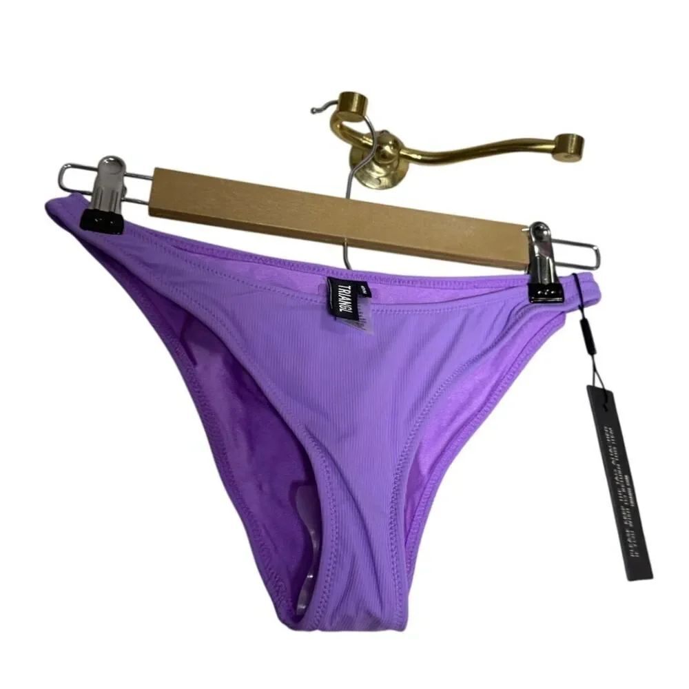 NWT TRIANGL Purple Bikini Bottoms Sz. M